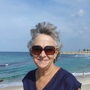 Meet your Posher, Rita